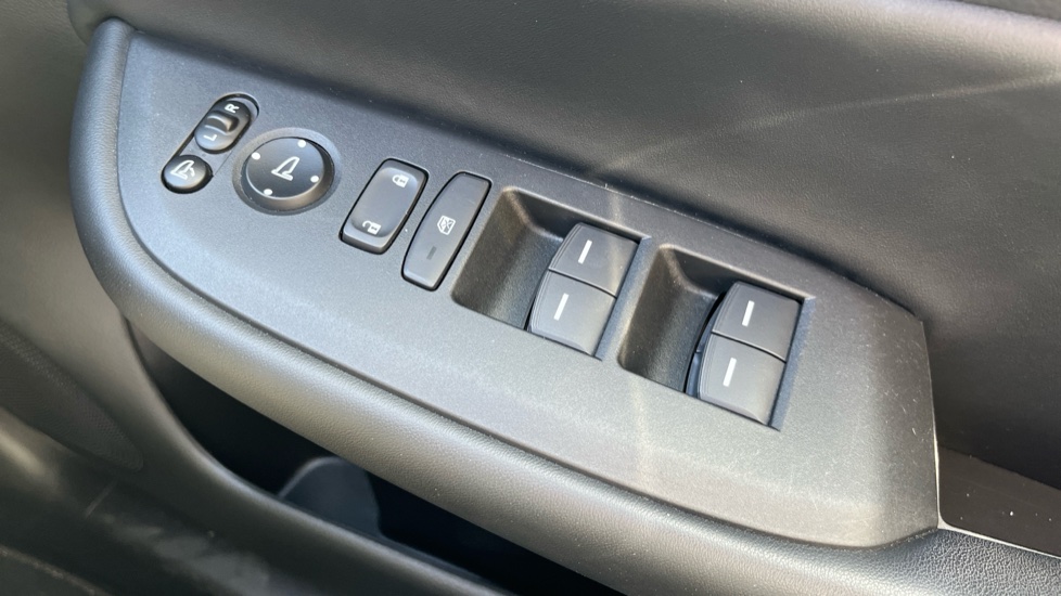 Honda Jazz 1.5 i-MMD Hybrid EX 5dr eCVT Hybrid Hatchback - Image 20