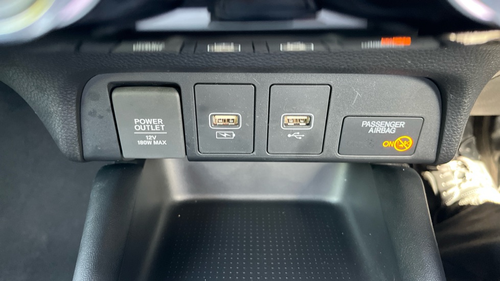Honda Jazz 1.5 i-MMD Hybrid EX 5dr eCVT Hybrid Hatchback - Image 27