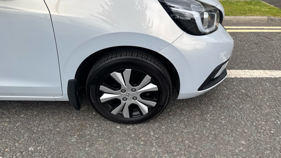 Honda Jazz 1.5 i-MMD Hybrid SR 5dr eCVT Hybrid Hatchback - Image 13