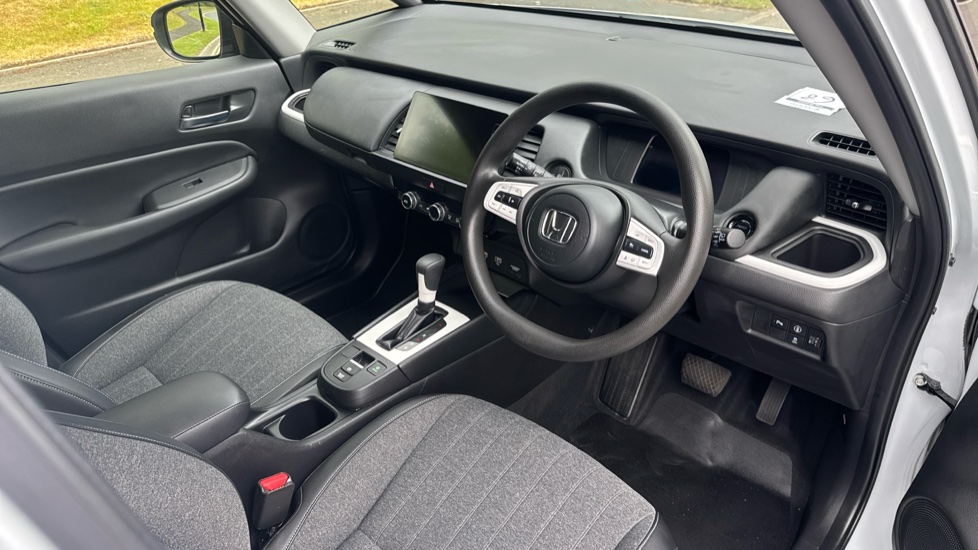 Honda Jazz 1.5 i-MMD Hybrid SR 5dr eCVT Hybrid Hatchback - Image 27