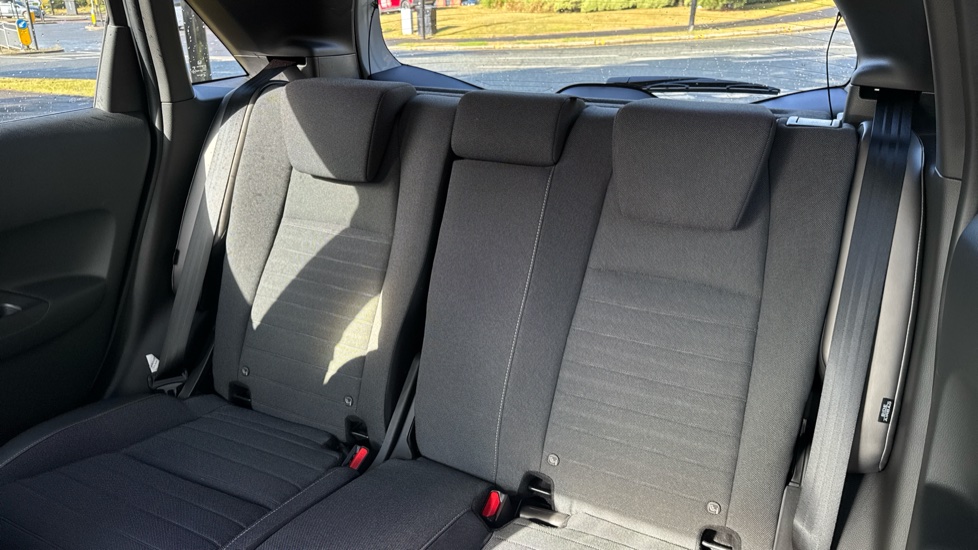 Honda Jazz 1.5 i-MMD Hybrid Crosstar Advance 5dr eCVT Hybrid Hatchback - Image 8
