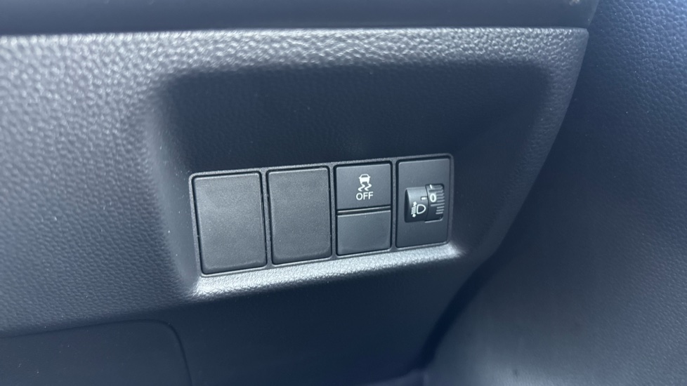 Honda Jazz 1.5 i-MMD Hybrid Crosstar Advance 5dr eCVT Hybrid Hatchback - Image 44