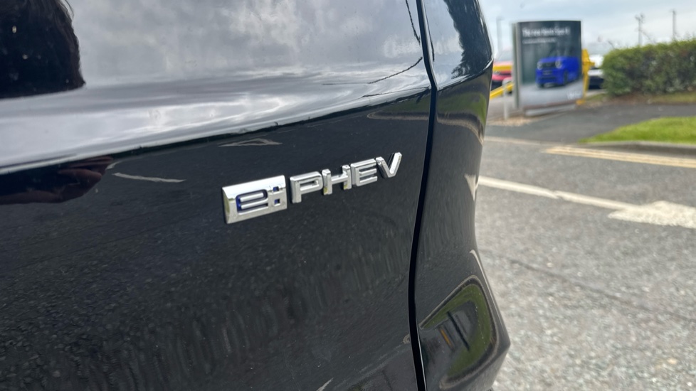 Honda CR-V 2.0 ePHEV Advance Tech 5dr eCVT Estate - Image 26