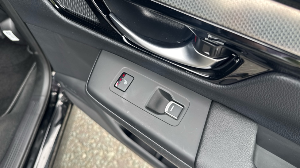 Honda CR-V 2.0 ePHEV Advance Tech 5dr eCVT Estate - Image 29