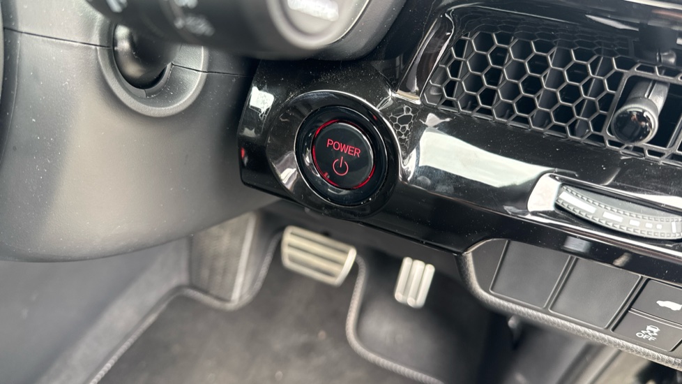 Honda CR-V 2.0 ePHEV Advance Tech 5dr eCVT Estate - Image 39