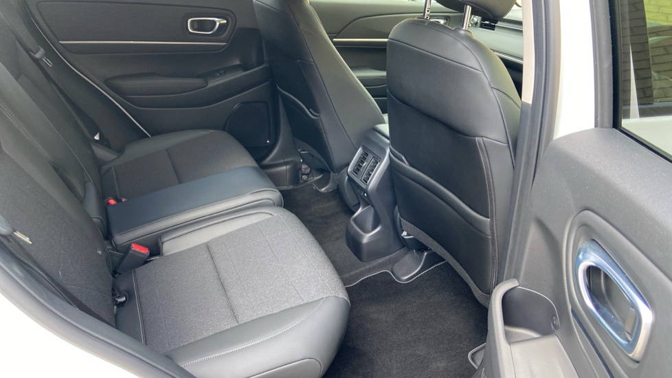 Honda HR-V 1.5 eHEV Advance 5dr CVT Hybrid Hatchback - Image 13