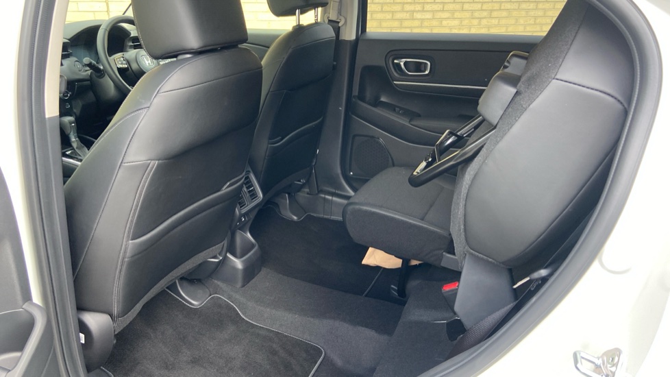 Honda HR-V 1.5 eHEV Advance 5dr CVT Hybrid Hatchback - Image 16