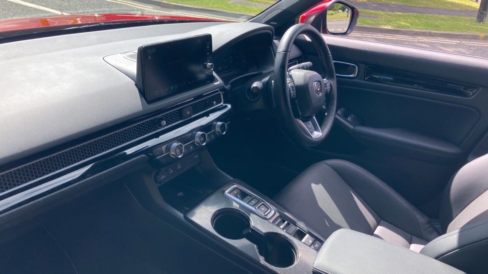 Honda Civic 2.0 eHEV Advance 5dr CVT Hybrid Hatchback - Image 2
