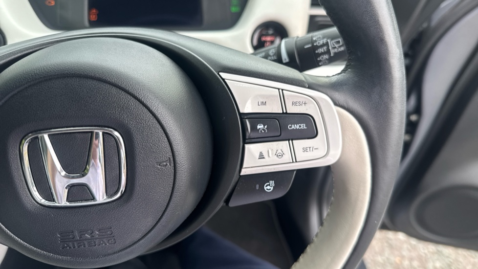 Honda Jazz 1.5 i-MMD Hybrid EX 5dr eCVT Hybrid Hatchback - Image 33