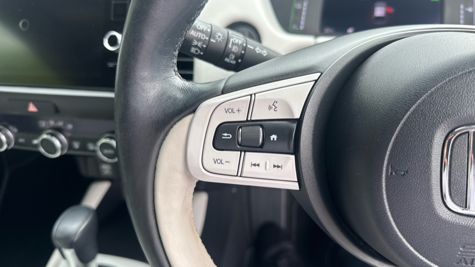 Honda Jazz 1.5 i-MMD Hybrid EX 5dr eCVT Hybrid Hatchback - Image 35