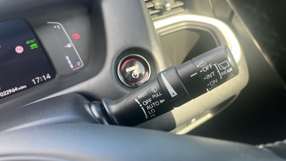 Honda Jazz 1.5 i-MMD Hybrid EX 5dr eCVT Hybrid Hatchback - Image 13