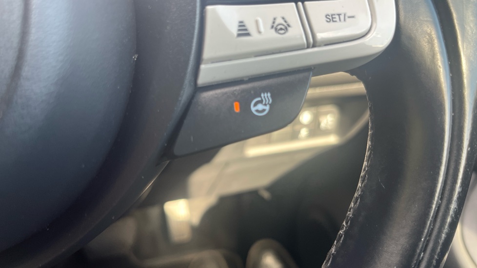 Honda Jazz 1.5 i-MMD Hybrid EX 5dr eCVT Hybrid Hatchback - Image 17