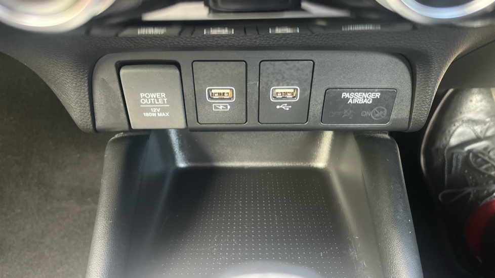 Honda Jazz 1.5 i-MMD Hybrid EX 5dr eCVT Hybrid Hatchback - Image 24