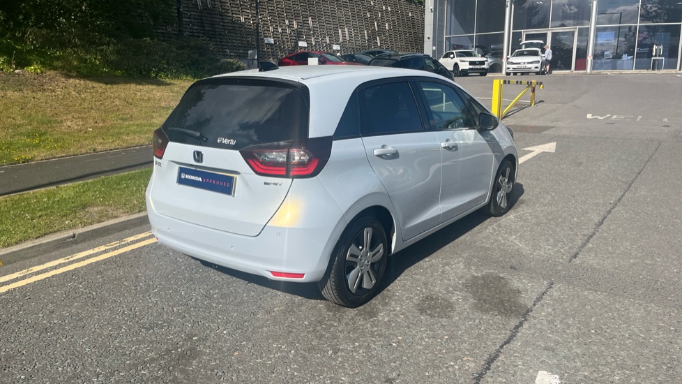 Honda Jazz 1.5 i-MMD Hybrid EX 5dr eCVT Hybrid Hatchback - Image 32