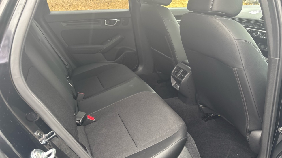 Honda Civic 2.0 eHEV Sport 5dr CVT Hybrid Hatchback - Image 44
