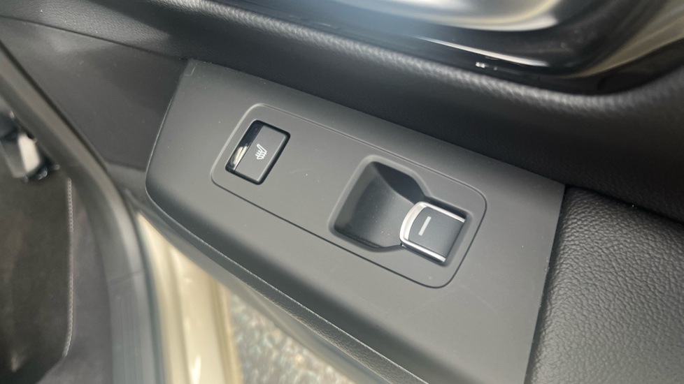 Honda CR-V 2.0 ePHEV Advance Tech 5dr eCVT Estate - Image 19