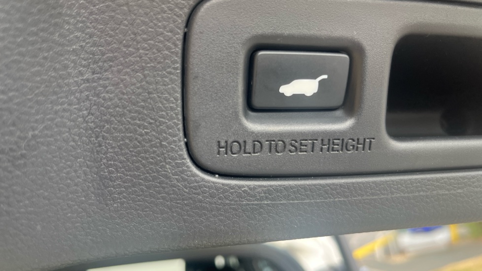 Honda CR-V 2.0 ePHEV Advance Tech 5dr eCVT Estate - Image 20