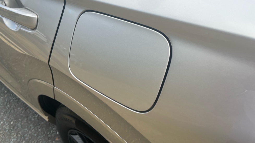 Honda CR-V 2.0 ePHEV Advance Tech 5dr eCVT Estate - Image 23
