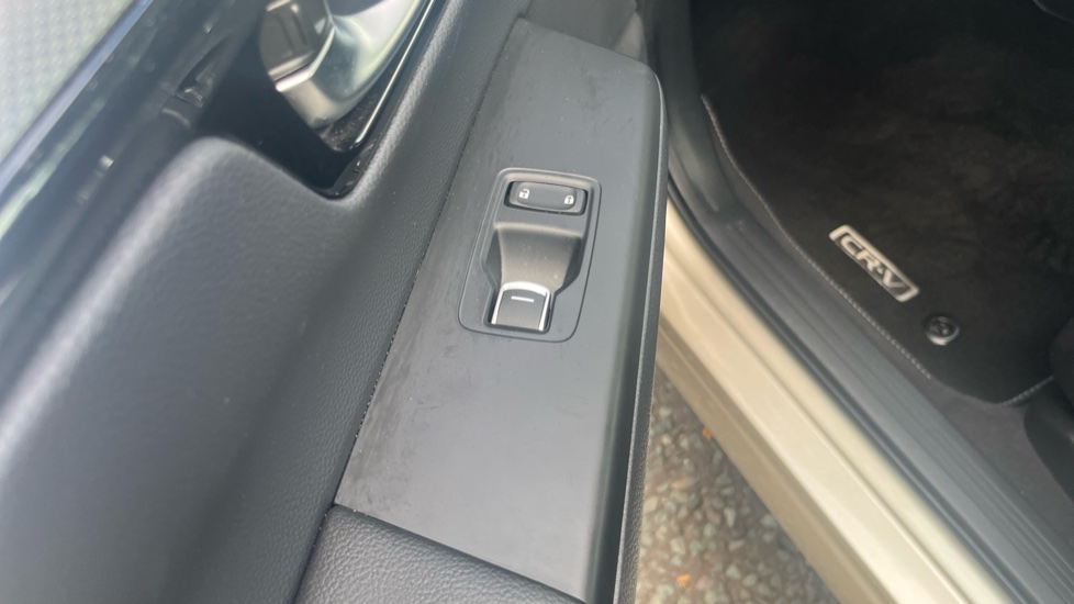 Honda CR-V 2.0 ePHEV Advance Tech 5dr eCVT Estate - Image 26