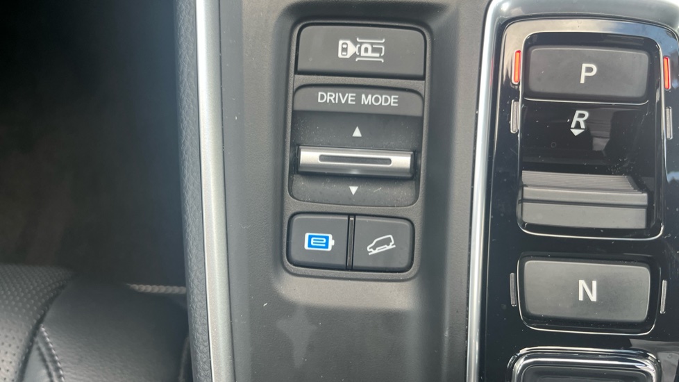 Honda CR-V 2.0 ePHEV Advance Tech 5dr eCVT Estate - Image 33