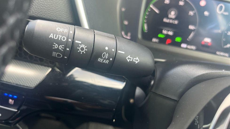 Honda CR-V 2.0 ePHEV Advance Tech 5dr eCVT Estate - Image 42