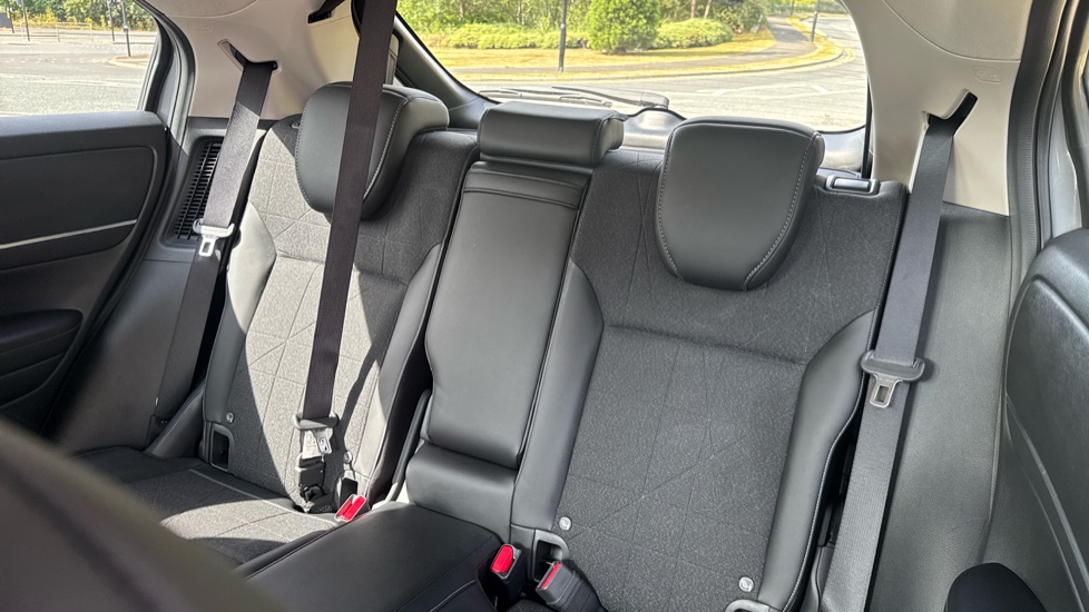 Honda HR-V 1.5 eHEV Advance 5dr CVT Hybrid Hatchback - Image 8