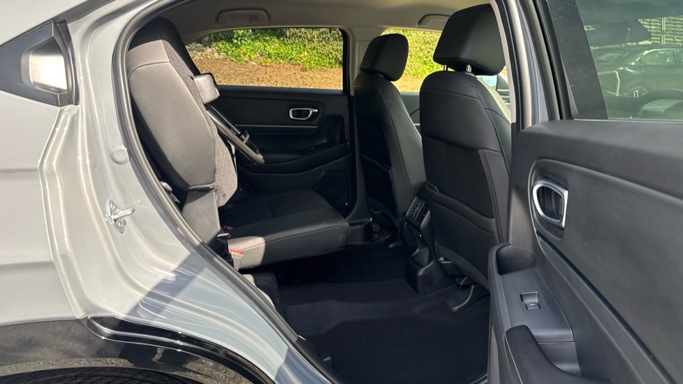 Honda HR-V 1.5 eHEV Advance 5dr CVT Hybrid Hatchback - Image 27