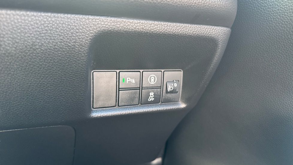 Honda Jazz 1.5 i-MMD Hybrid EX 5dr eCVT Hybrid Hatchback - Image 36