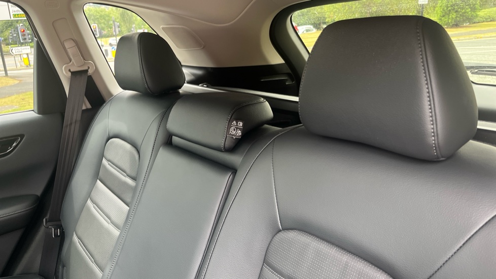 Honda CR-V 2.0 eHEV Advance 5dr eCVT Hybrid Estate - Image 8