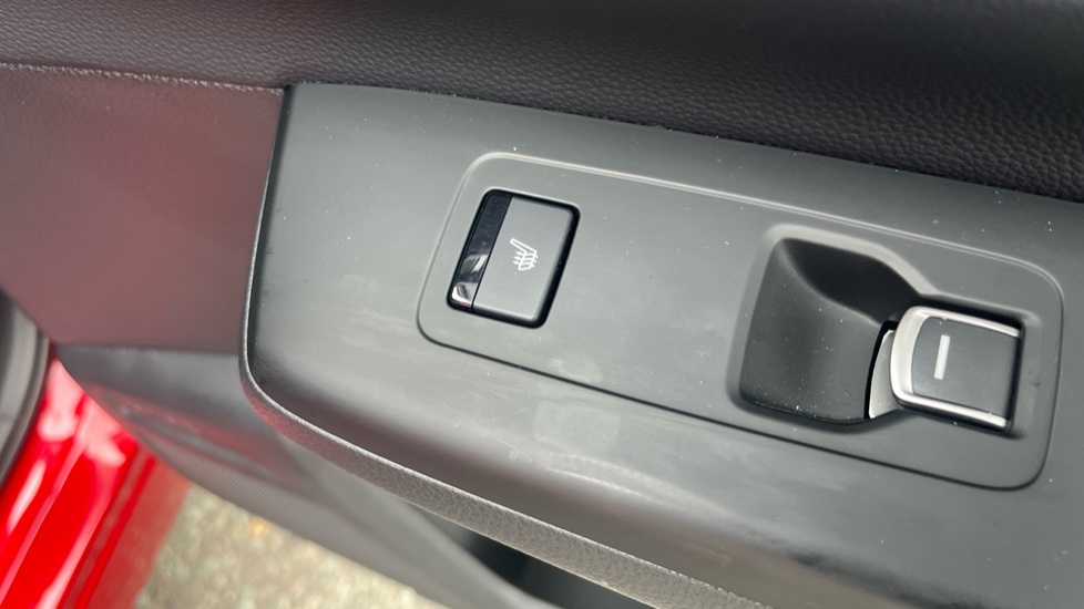 Honda CR-V 2.0 eHEV Advance 5dr eCVT Hybrid Estate - Image 16