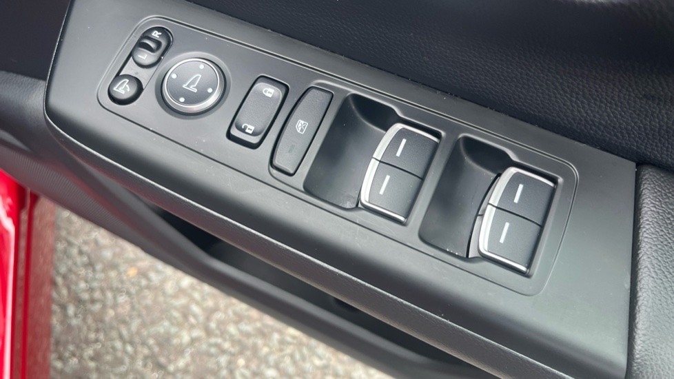Honda CR-V 2.0 eHEV Advance 5dr eCVT Hybrid Estate - Image 29
