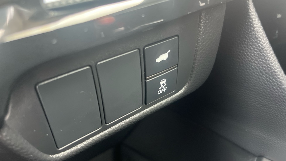 Honda CR-V 2.0 eHEV Advance 5dr eCVT Hybrid Estate - Image 31