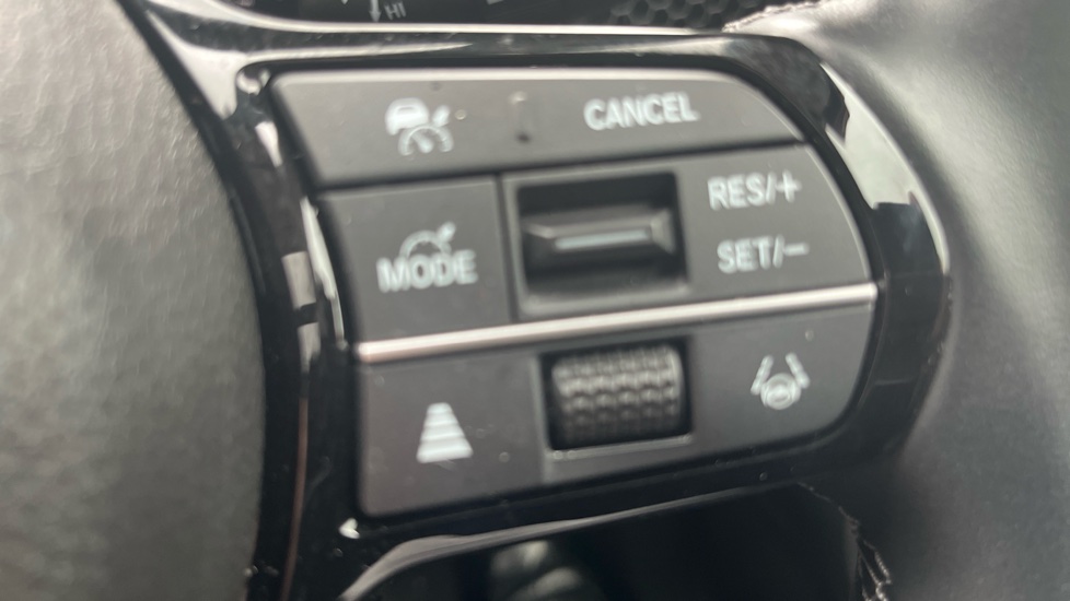 Honda CR-V 2.0 eHEV Advance 5dr eCVT Hybrid Estate - Image 32
