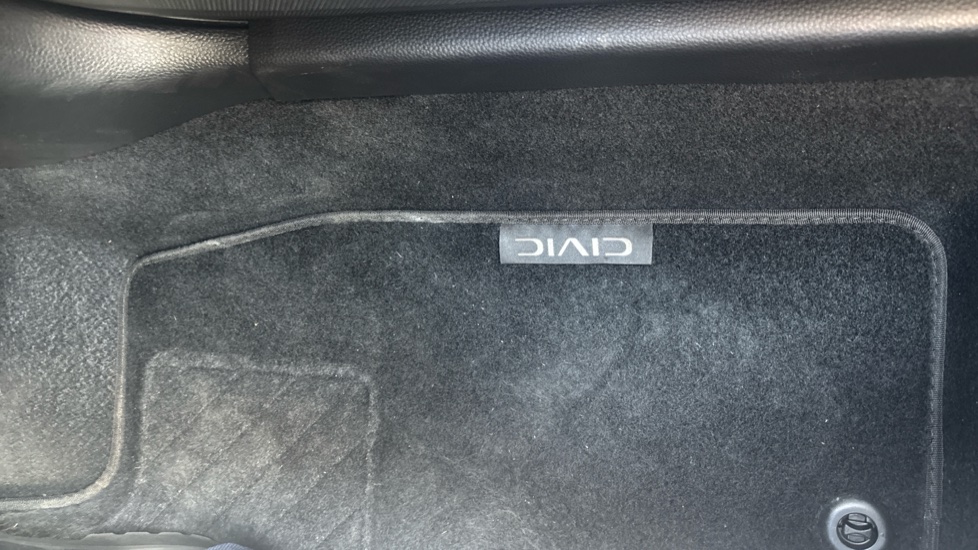 Honda Civic 2.0 eHEV Advance 5dr CVT Hybrid Hatchback - Image 18