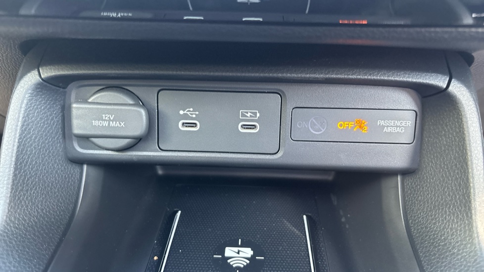 Honda Civic 2.0 eHEV Advance 5dr CVT Hybrid Hatchback - Image 22