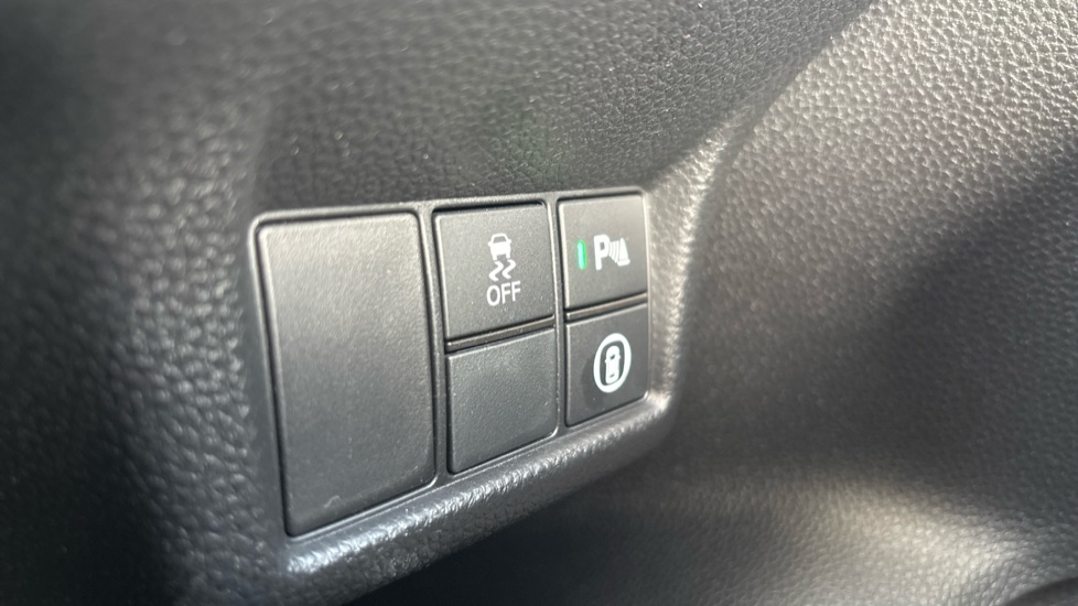 Honda Civic 2.0 eHEV Elegance 5dr CVT Hybrid Hatchback - Image 14