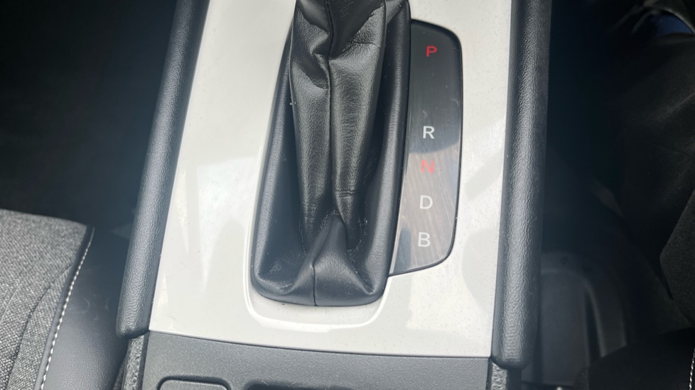 Honda Jazz 1.5 i-MMD Hybrid Advance 5dr eCVT Hybrid Hatchback - Image 26