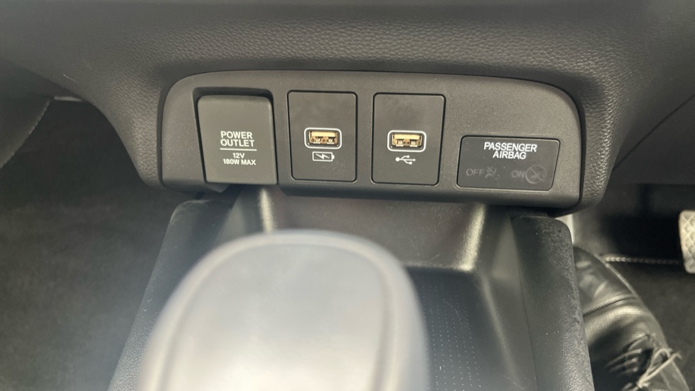Honda Jazz 1.5 i-MMD Hybrid Advance 5dr eCVT Hybrid Hatchback - Image 27