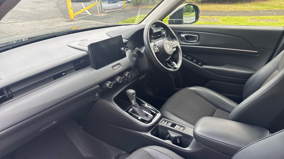 Honda HR-V 1.5 eHEV Advance 5dr CVT Hybrid Hatchback - Image 2