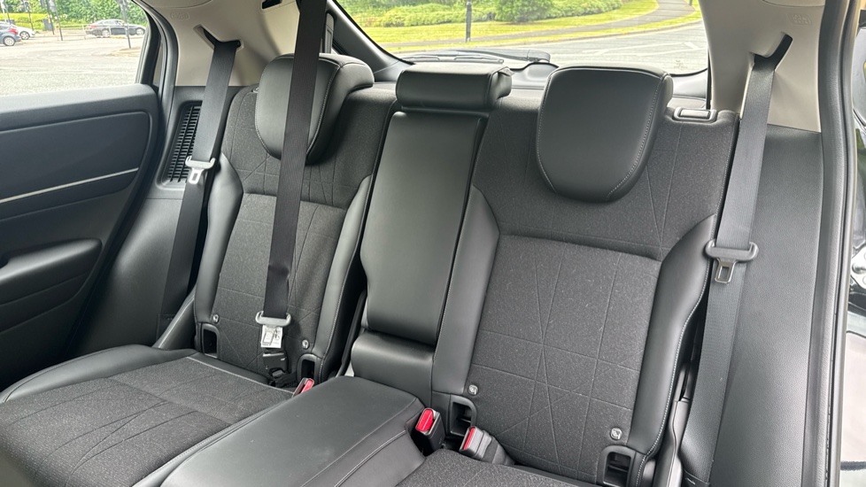 Honda HR-V 1.5 eHEV Advance 5dr CVT Hybrid Hatchback - Image 8