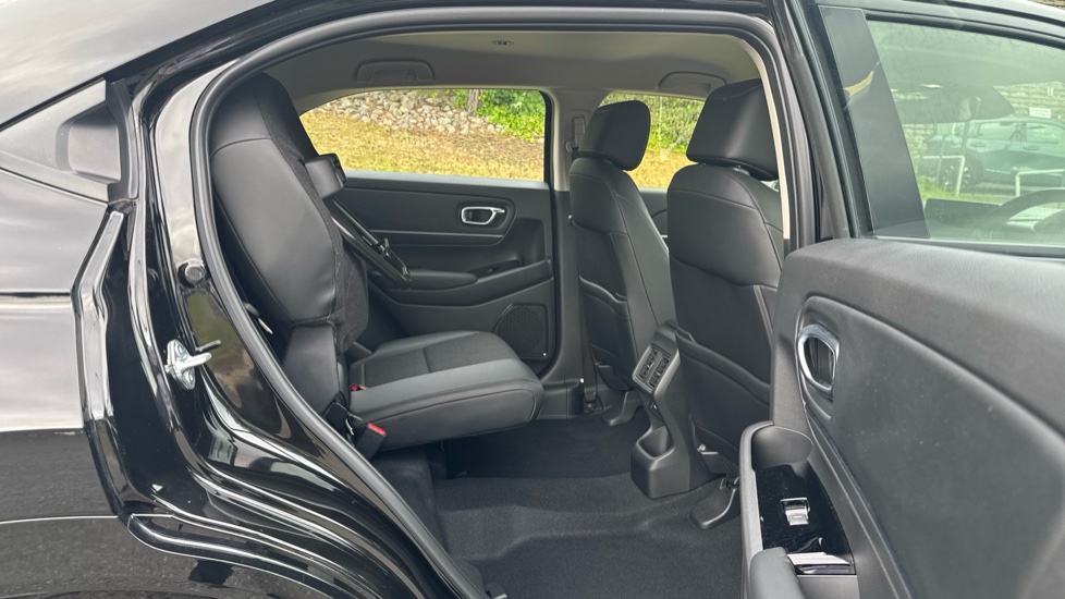 Honda HR-V 1.5 eHEV Advance 5dr CVT Hybrid Hatchback - Image 28