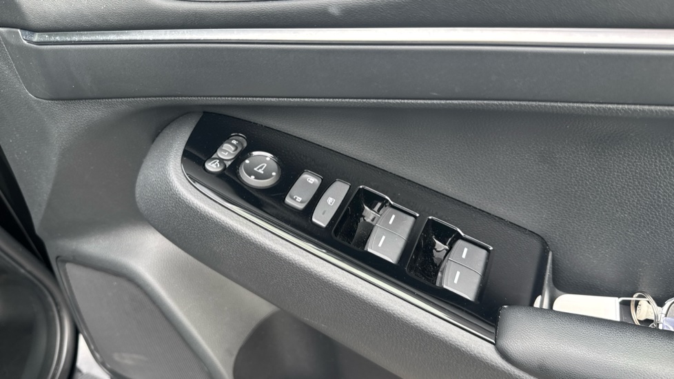 Honda HR-V 1.5 eHEV Advance 5dr CVT Hybrid Hatchback - Image 31