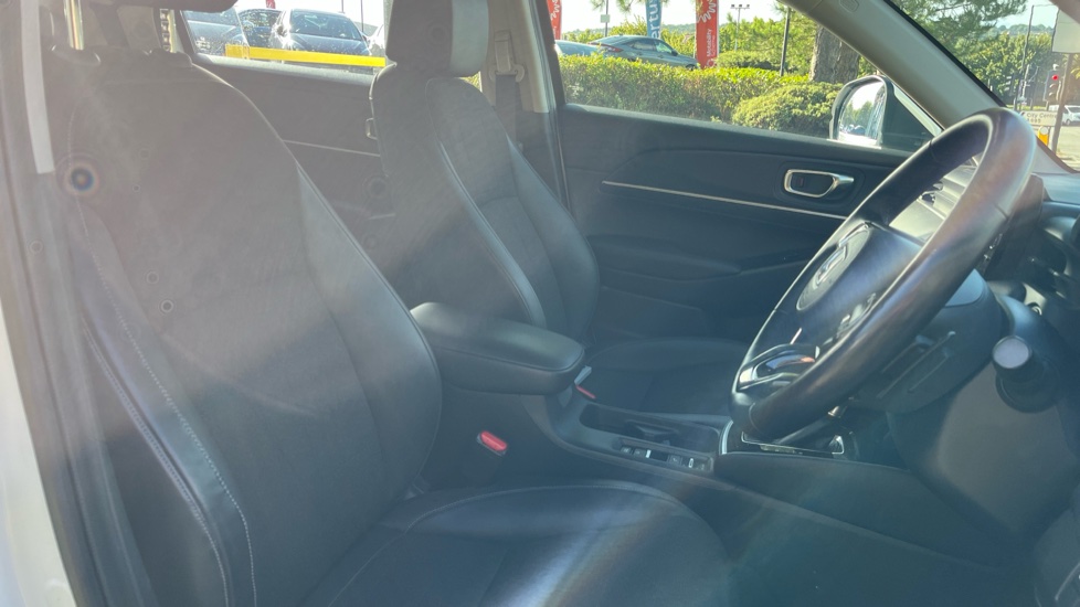 Honda HR-V 1.5 eHEV Advance 5dr CVT Hybrid Hatchback - Image 19