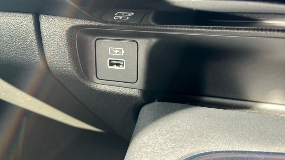 Honda HR-V 1.5 eHEV Advance 5dr CVT Hybrid Hatchback - Image 31