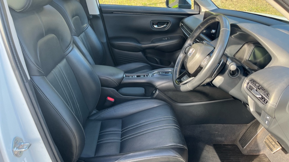 Honda Zr-V 2.0 eHEV Advance 5dr CVT Hybrid Estate - Image 14
