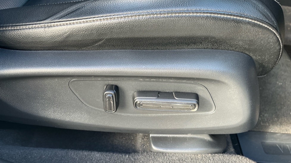 Honda Zr-V 2.0 eHEV Advance 5dr CVT Hybrid Estate - Image 18