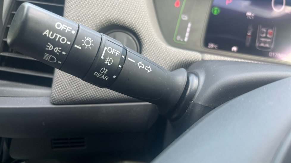 Honda Jazz 1.5 i-MMD Hybrid Crosstar EX 5dr eCVT Hybrid Hatchback - Image 16