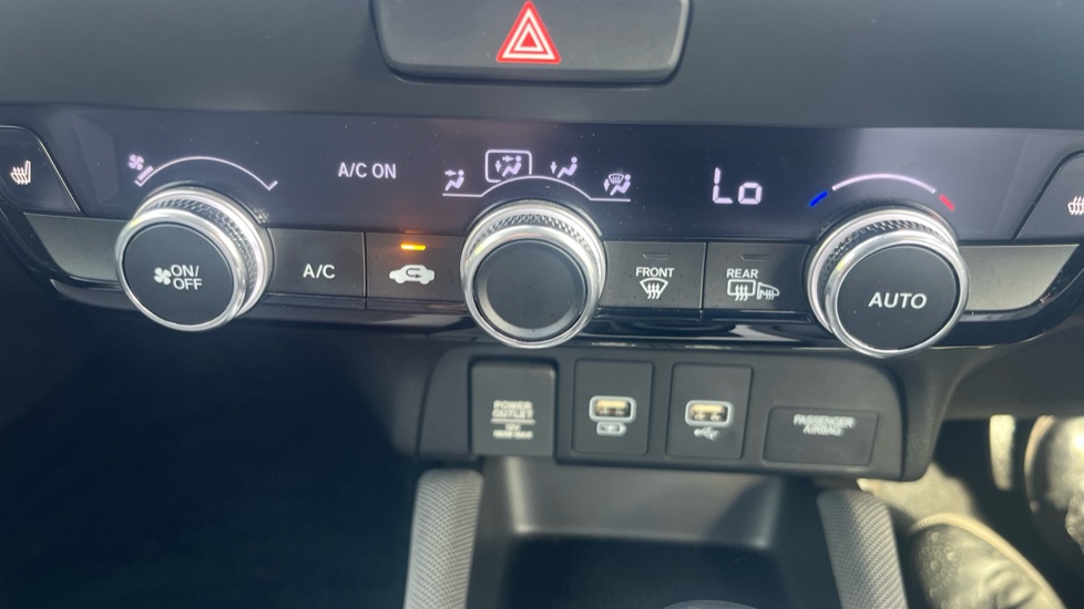 Honda Jazz 1.5 i-MMD Hybrid Crosstar EX 5dr eCVT Hybrid Hatchback - Image 21