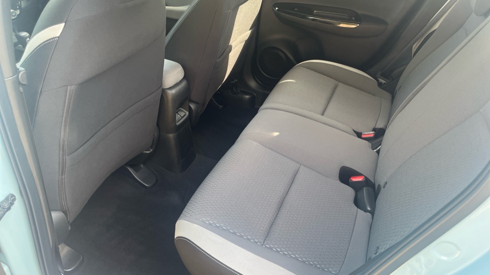 Honda Jazz 1.5 i-MMD Hybrid Crosstar EX 5dr eCVT Hybrid Hatchback - Image 36