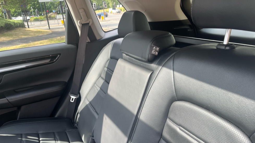 Honda CR-V 2.0 eHEV Advance 5dr eCVT Hybrid Estate - Image 8